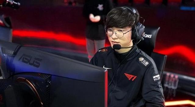  faker采访崩溃大哭转会 